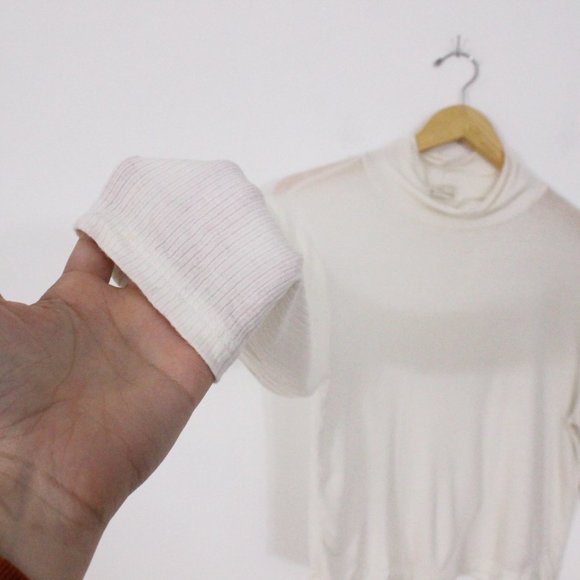 *Caution to the Wind White Ribbed Turtleneck Long Sleeve - Picture 2 of 3